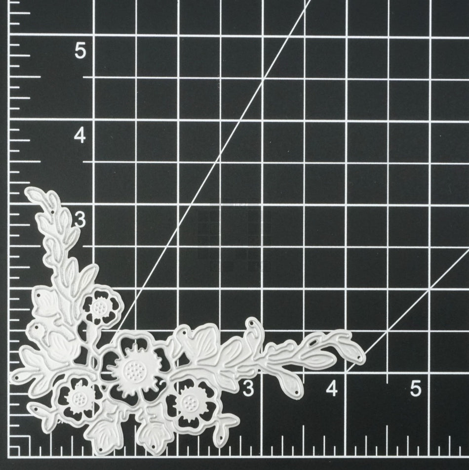 Corner Four Flowers with Trailing Leafy Sprigs Metal Cutting Die