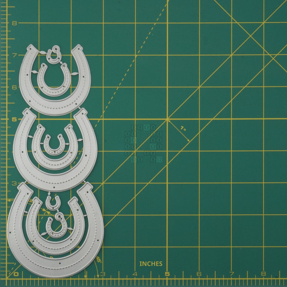 10-Piece Horseshoe Metal Cutting Die