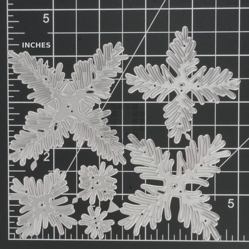 Christmas Pine Tree Metal Cutting Die Set